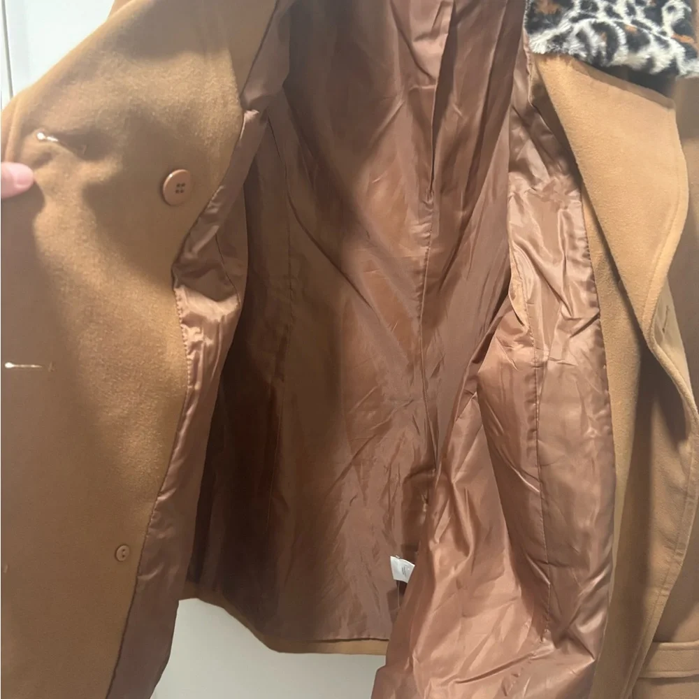 NWOT: Venus beige double breasted coat with leopard print trim, X Large - Picture 7 of 9